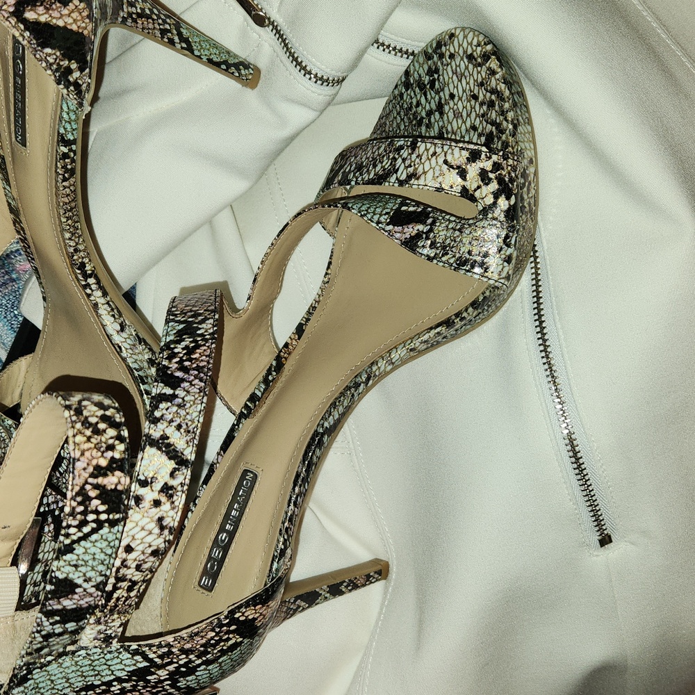 Bcbg Exotic Python Print Heels, Mint/Blk/Copper/C… - image 5